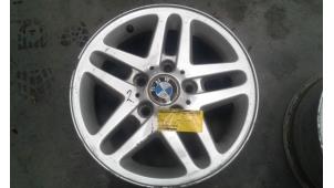 Used Wheel BMW 3 serie Touring (E46/3) 318d 16V Price on request offered by Autodemontage Joko B.V.