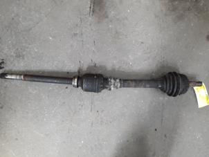 Used Front drive shaft, right Peugeot Partner 1.9 D Price on request offered by Autodemontage Joko B.V.
