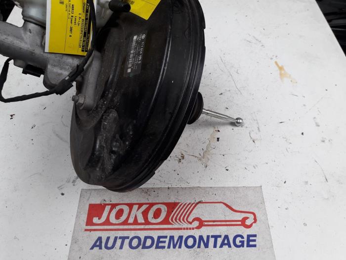 Begagnade Bromsservo Volkswagen Caddy III (2KA,2KH,2CA,2CH) 1.9 TDI Pris på förfrågan erbjuds av Autodemontage Joko B.V.