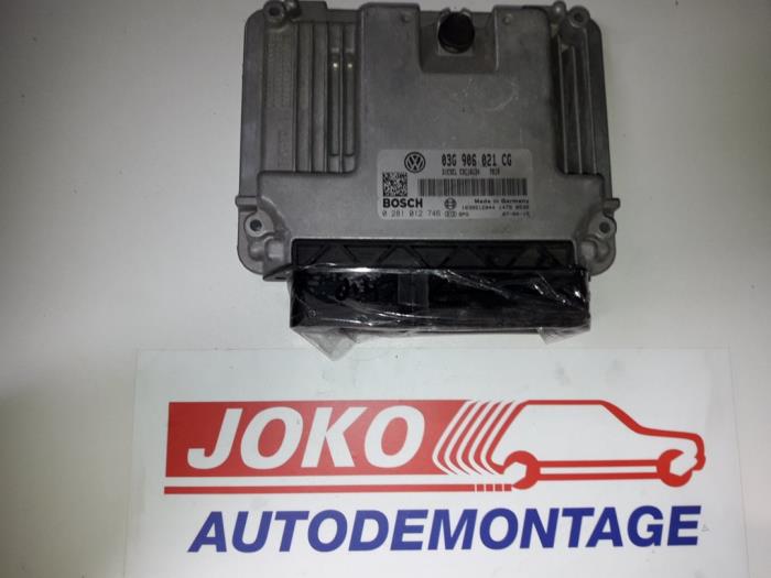 Engine management computer Volkswagen Caddy III (2KA,2KH,2CA,2CH), 2004 / 2015 1.9 TDI, Delivery, Diesel, 1.896cc, 55kW (75pk), FWD, BSU, 2005-09 / 2010-08, 2KA (Used)