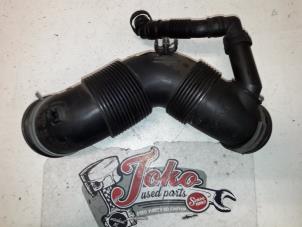 Used Air intake hose Volkswagen Caddy III (2KA,2KH,2CA,2CH) 1.9 TDI Price on request offered by Autodemontage Joko B.V.