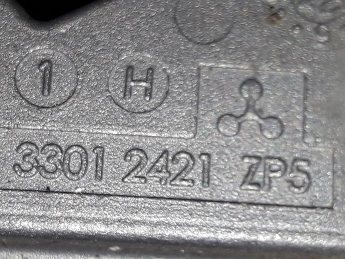 Begagnade Bältessträckare, höger Renault Kangoo (KC) 1.5 dCi 80 Pris på förfrågan erbjuds av Autodemontage Joko B.V.