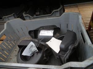 Używane Silnik wentylatora nagrzewnicy Opel Kadett Cena na żądanie oferowane przez Autodemontage Joko B.V.