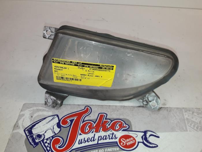 Używane Halogen lewy Peugeot 607 (9D/U) 2.0 HDi FAP Cena na żądanie oferowane przez Autodemontage Joko B.V.