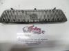 Grille from a Volvo V70 (SW) 2.4 D5 20V 2001