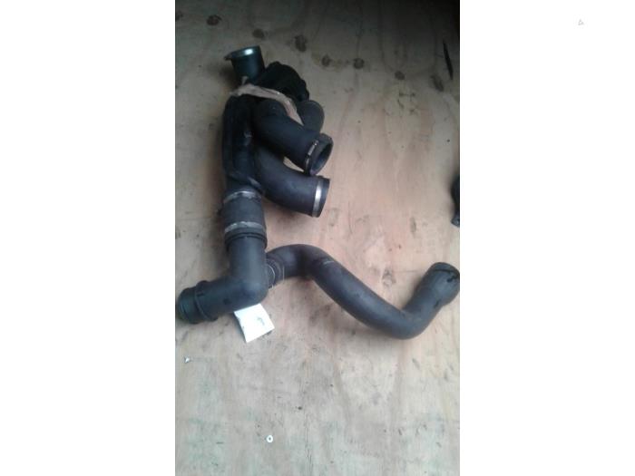 Gebrauchte Intercooler Schlauch Peugeot 807 2.0 HDi FAP Preis auf Anfrage angeboten von Autodemontage Joko B.V.