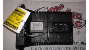 Used Light switch BMW 3 serie (E46/4) 320d 16V Price on request offered by Autodemontage Joko B.V.