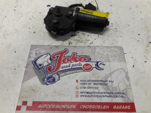 Used Front wiper motor Mercedes 190E/D Price on request offered by Autodemontage Joko B.V.