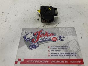 Used Heater resistor Mercedes 190 (W201) 2.0 E Price on request offered by Autodemontage Joko B.V.