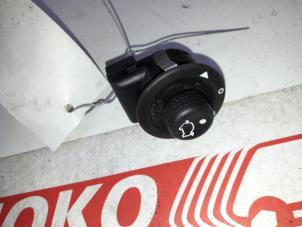 Usados Interruptor de retrovisor Ford Ka I 1.6i SportKa Precio de solicitud ofrecido por Autodemontage Joko B.V.