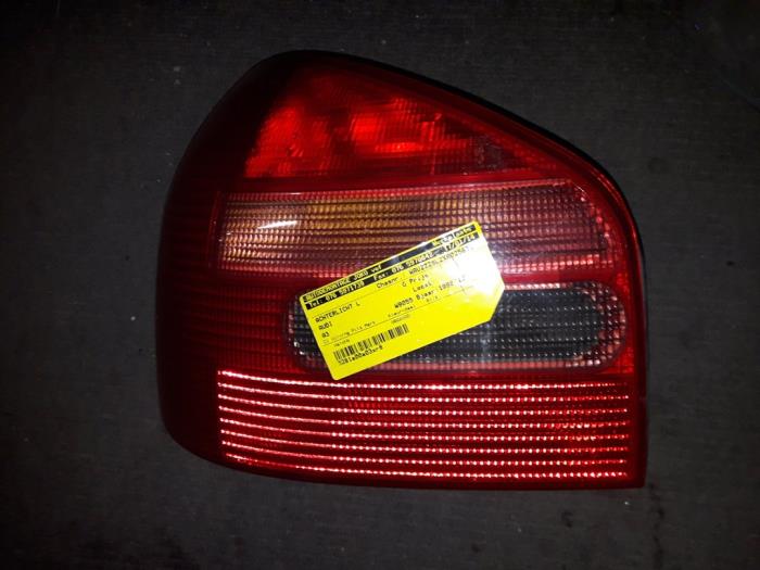 Taillight, left from a Audi A3 (8L1) 1.8 20V 1998