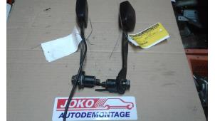 Used Front seatbelt buckle, right Ssang Yong Rexton 2.7 CRDi Price on request offered by Autodemontage Joko B.V.