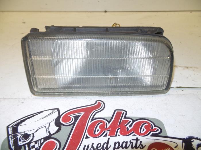 Używane Halogen prawy BMW 3 serie (E36/4) 316i Cena na żądanie oferowane przez Autodemontage Joko B.V.