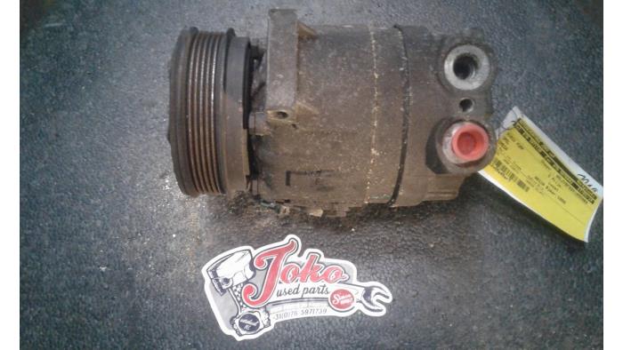 Usagé Pompe clim Opel Omega B (25/26/27) 2.0 DTi 16V Prix sur demande proposé par Autodemontage Joko B.V.