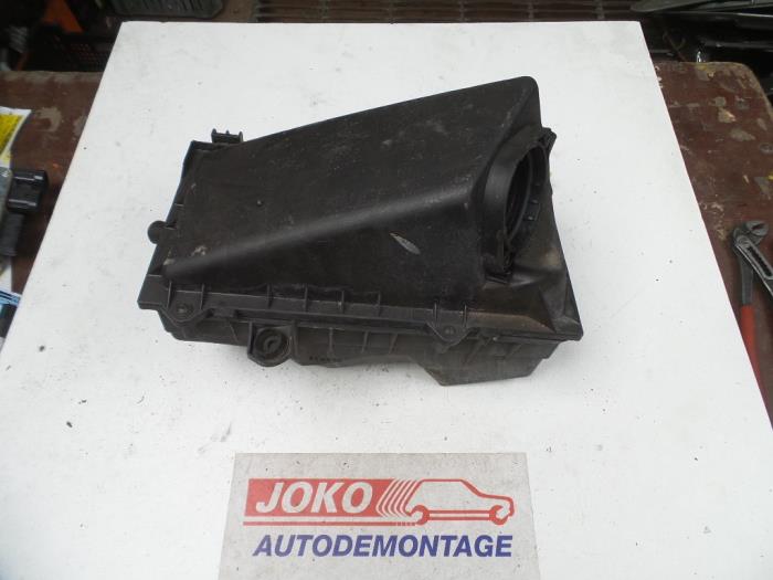 Gebrauchte Luftfiltergehäuse Volkswagen Golf IV (1J1) 1.9 TDI Preis auf Anfrage angeboten von Autodemontage Joko B.V.