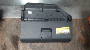 Used Glovebox Volkswagen Polo IV (9N1/2/3) 1.9 SDI Price on request offered by Autodemontage Joko B.V.