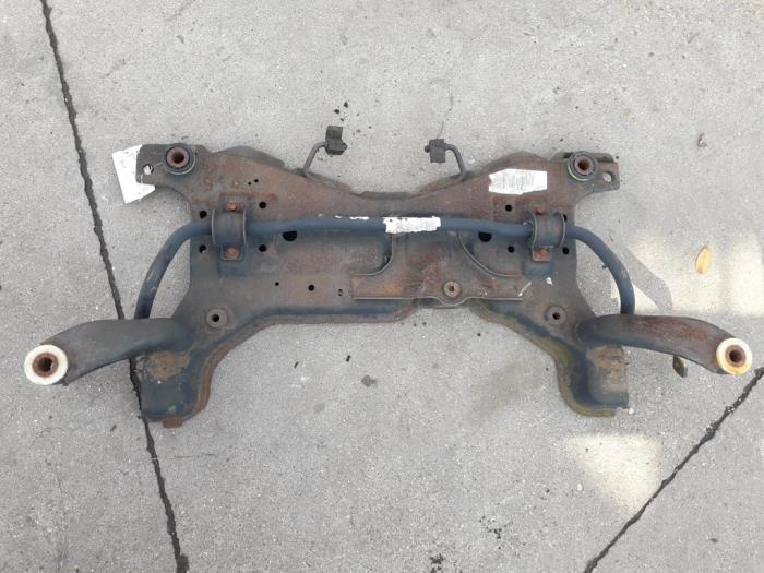 Subframe Ford Focus II Wagon 1.6 TDCi 16V 90