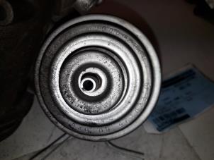 AGR Ventil van een Mercedes-Benz C (W202) 2.2 C-220 D 16V 1996