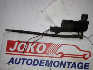 Used Windscreen washer pump Opel Movano 2.5 DTI Price on request offered by Autodemontage Joko B.V.