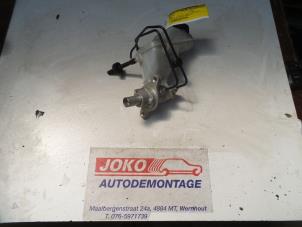 Usados Bomba de freno Opel Corsa D 1.0 Precio de solicitud ofrecido por Autodemontage Joko B.V.
