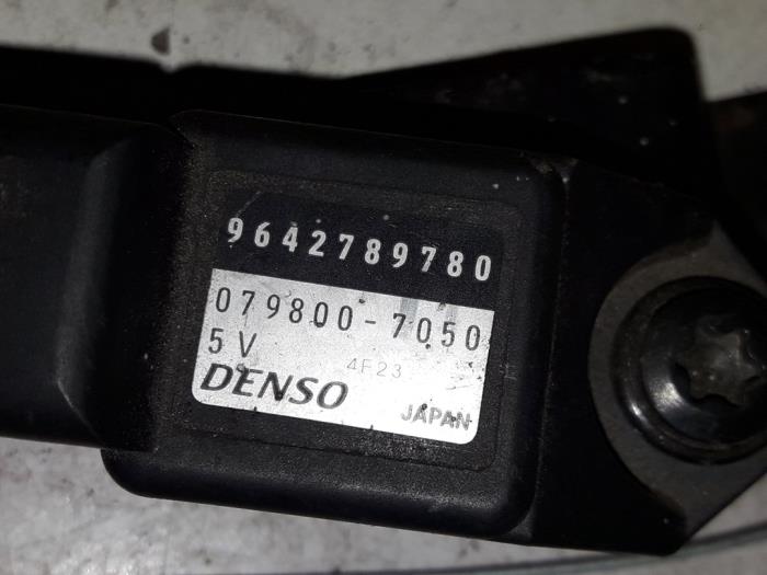 Map Sensor (Einlasskrümmer) van een Peugeot 607 (9D/U) 2.2 HDi 16V FAP 2004