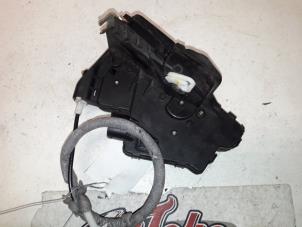 Used Front door lock mechanism 4-door, right BMW 3 serie (E46/4) 318d 16V Price on request offered by Autodemontage Joko B.V.