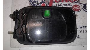 Used Tank cap cover BMW 3 serie (E46/4) 318d 16V Price on request offered by Autodemontage Joko B.V.