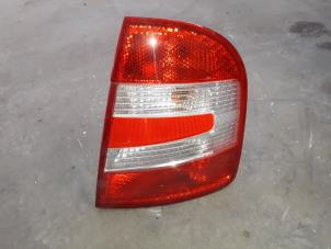 Used Taillight, right Skoda Fabia (6Y2) 1.4 TDI 80 Price on request offered by Autodemontage Joko B.V.