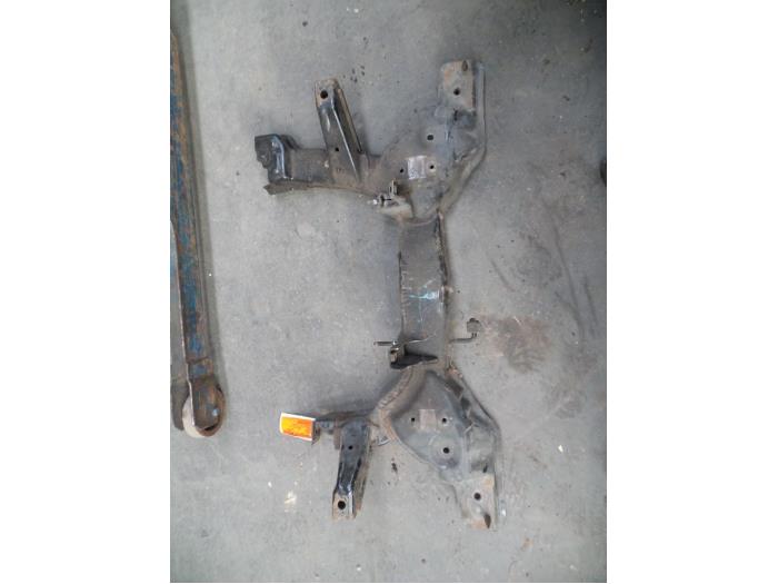 Begagnade Underram Chevrolet Tacuma 2.0 16V Pris på förfrågan erbjuds av Autodemontage Joko B.V.
