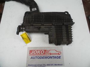 Używane Obudowa filtra powietrza Dacia Logan MCV (KS) 1.5 dCi Cena na żądanie oferowane przez Autodemontage Joko B.V.
