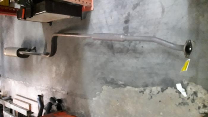 Gebrauchte Auspuff Enddämpfer Peugeot 207/207+ (WA/WC/WM) 1.4 16V Preis auf Anfrage angeboten von Autodemontage Joko B.V.