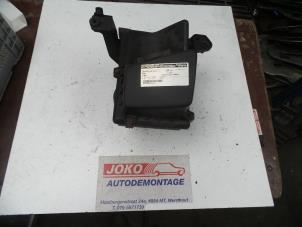 Usagé Boîtier filtre à air Ford Focus C-Max 1.6 TDCi 16V Prix sur demande proposé par Autodemontage Joko B.V.