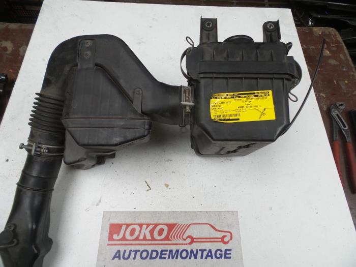Begagnade Luftfilterhus Daihatsu Gran Move 1.6 16V Pris på förfrågan erbjuds av Autodemontage Joko B.V.