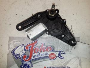 Used Rear wiper motor Renault Clio III (BR/CR) 1.5 dCi 70 Price on request offered by Autodemontage Joko B.V.