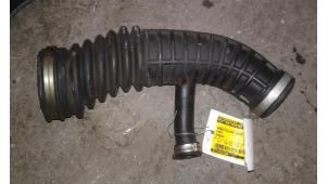 Used Air intake hose Ford Mondeo III 2.0 TDCi/TDDi 115 16V Price on request offered by Autodemontage Joko B.V.