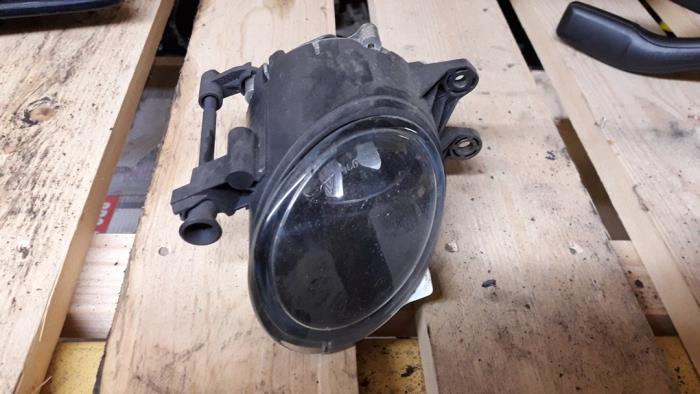Używane Halogen prawy Audi A4 (B6) 2.5 TDI 24V Cena na żądanie oferowane przez Autodemontage Joko B.V.