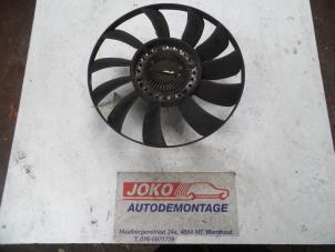 Usados Núcleo autorregulable aleta refrigeración Audi A4 (B5) 1.6 Precio de solicitud ofrecido por Autodemontage Joko B.V.
