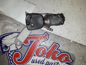 Used Ignition lock + key Ford Ka I 1.3i (96 EEC) Price on request offered by Autodemontage Joko B.V.