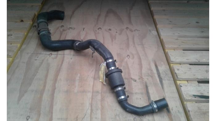 Używane Przewód Turbo Ford Mondeo III 2.0 TDdi 90 16V Cena na żądanie oferowane przez Autodemontage Joko B.V.