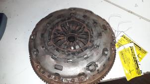Used Pressure plate Ford Mondeo III 2.0 TDdi 90 16V Price on request offered by Autodemontage Joko B.V.