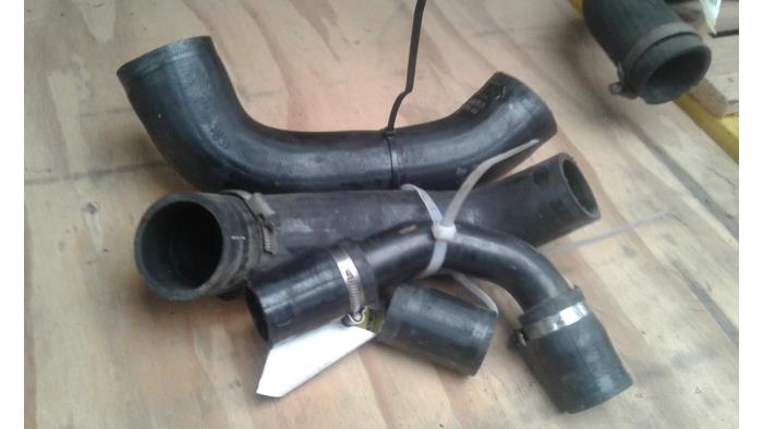 Turbo hose from a Ford Mondeo III 2.0 TDdi 90 16V 2001