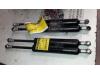 Rear gas strut, left from a Volvo V70 (SW), 1999 / 2008 2.4 D5 20V, Combi/o, Diesel, 2.401cc, 120kW (163pk), FWD, D5244T; D5244T5, 2001-01 / 2008-12 2001