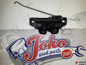 Used Tailgate lock mechanism Citroen Saxo 1.1i X,SX Price on request offered by Autodemontage Joko B.V.