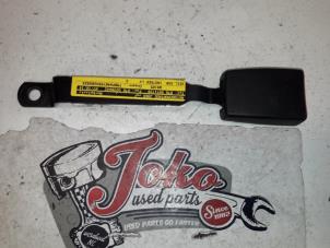Used Front seatbelt buckle, left Skoda Fabia (6Y2) 1.2 Price on request offered by Autodemontage Joko B.V.