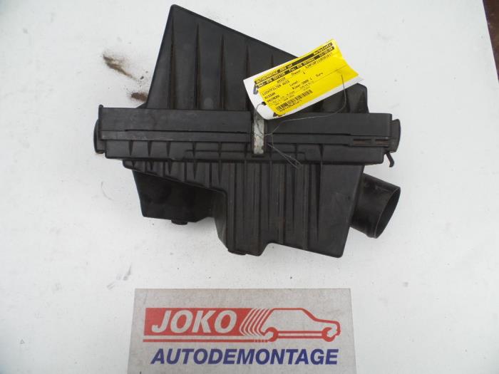 Begagnade Luftfilterhus Nissan Primera (P11) 2.0 16V Pris på förfrågan erbjuds av Autodemontage Joko B.V.
