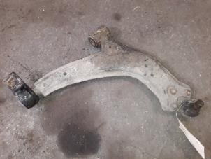 Used Front lower wishbone, right Citroen Berlingo 1.9 Di Price on request offered by Autodemontage Joko B.V.