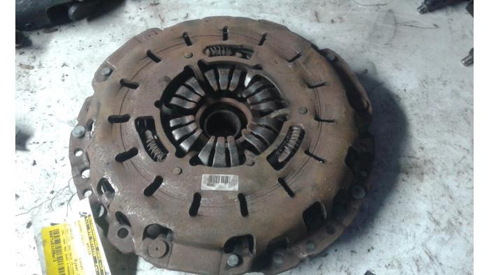 Clutch plate from a BMW 3 serie (E46/4) 320d 16V 2003