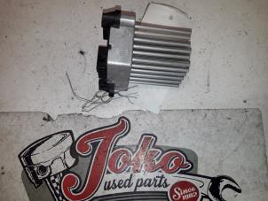 Used Heater resistor BMW 3 serie (E46/4) 320d 16V Price on request offered by Autodemontage Joko B.V.
