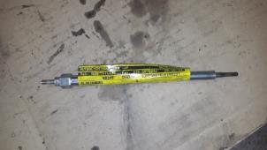 Used Glow plug Nissan Almera (N16) 2.2 Di 16V Price on request offered by Autodemontage Joko B.V.