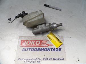 Używane Glówny cylinder hamulcowy Renault Scénic I (JA) 2.0 16V Cena na żądanie oferowane przez Autodemontage Joko B.V.
